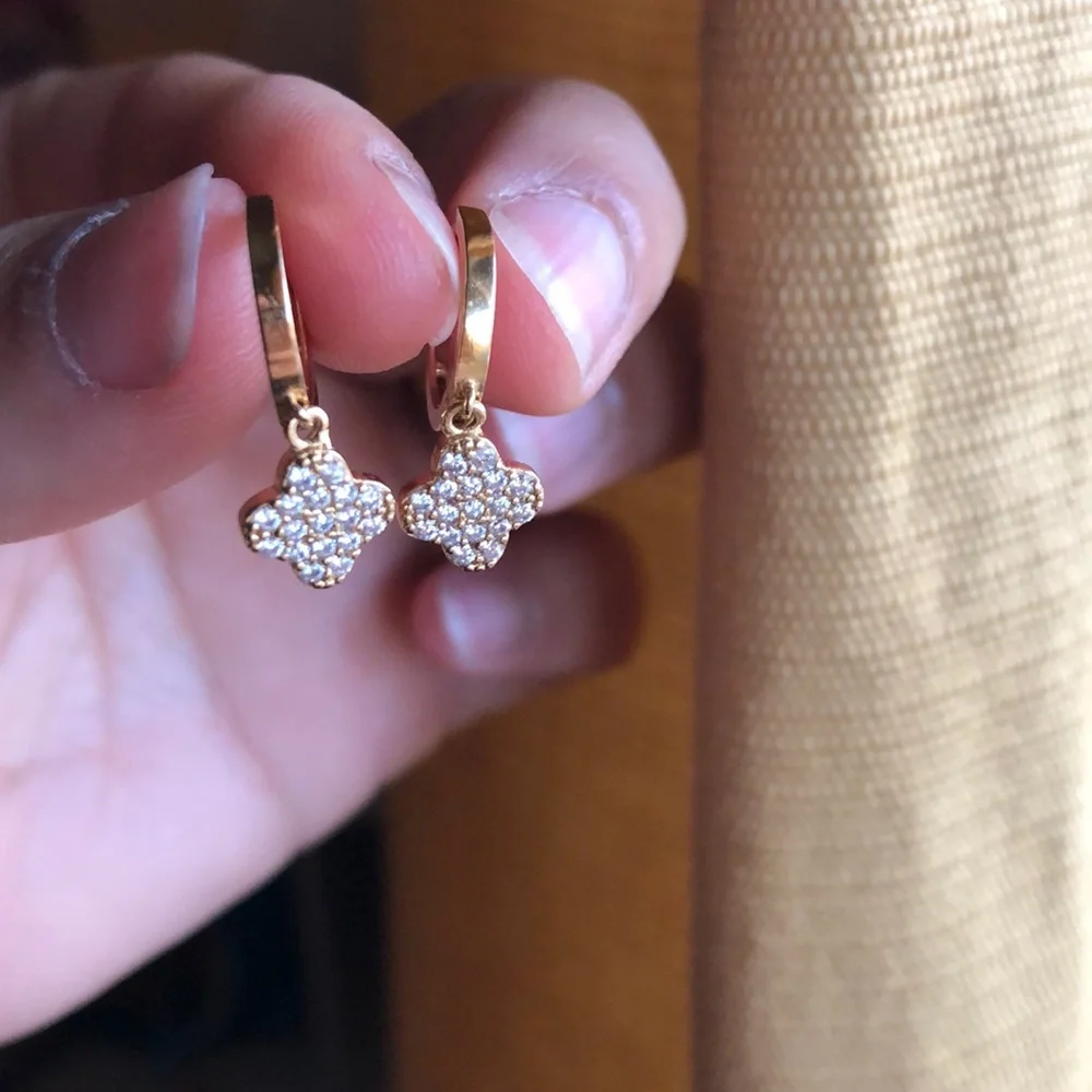 Beautiful earrings!! Sterling Silver and plated - Picture 2 of 5